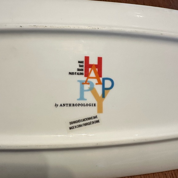 Serving platter - New (no box)Colorful “HAPPY” design